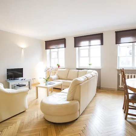 Old Town Apartment