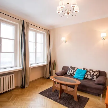 Old Town Apartman Varsó