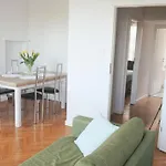 Old Town Apartamento *