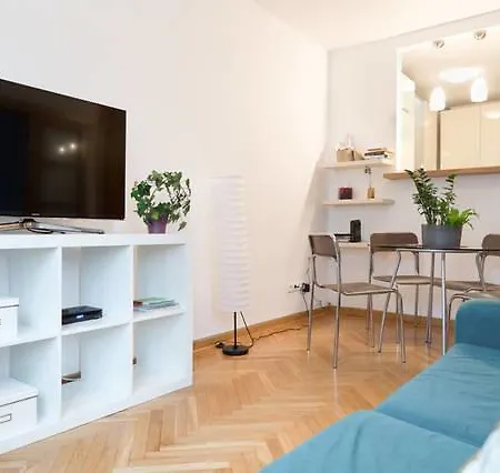 Old Town Apartment